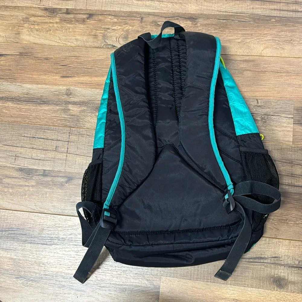 Under Armour Backpack - Picture 6 of 9
